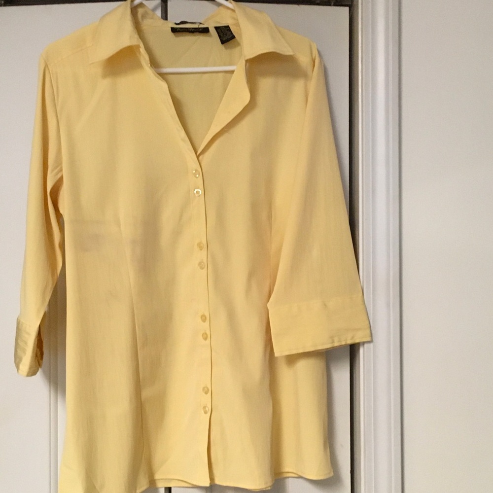 Ashley Stewart’s size 14W Yellow Button-Up Blouse